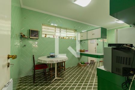 Casa à venda com 420m², 3 quartos e 6 vagasCozinha