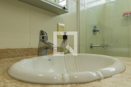 Casa à venda com 420m², 3 quartos e 6 vagasBanheiro da Suíte 