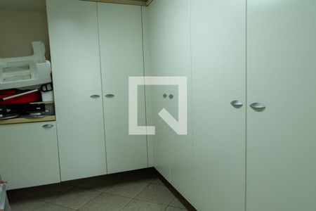 Apartamento para alugar com 540m², 4 quartos e 4 vagas Apartamento para alugar com 540m², 4 quartos e 4 vagasQuarto de Serviço/Dispensa