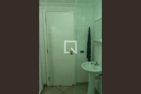 Apartamento para alugar com 540m², 4 quartos e 4 vagas Apartamento para alugar com 540m², 4 quartos e 4 vagasBanheiro de serviço