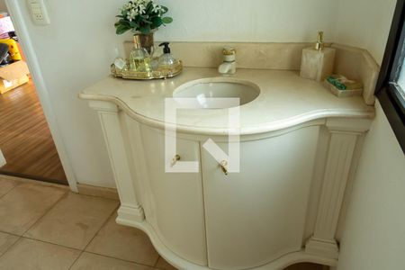 Apartamento para alugar com 540m², 4 quartos e 4 vagas Apartamento para alugar com 540m², 4 quartos e 4 vagasLavabo sala 1