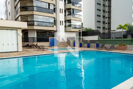Apartamento para alugar com 540m², 4 quartos e 4 vagas Apartamento para alugar com 540m², 4 quartos e 4 vagasÁrea Comum- Piscina
