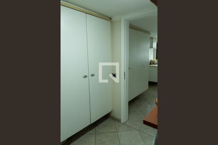 Apartamento para alugar com 540m², 4 quartos e 4 vagas Apartamento para alugar com 540m², 4 quartos e 4 vagasQuarto de Serviço/Dispensa
