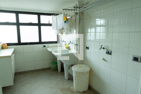 Apartamento para alugar com 540m², 4 quartos e 4 vagas Apartamento para alugar com 540m², 4 quartos e 4 vagasÁrea de Servico