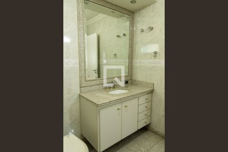 Apartamento para alugar com 540m², 4 quartos e 4 vagas Apartamento para alugar com 540m², 4 quartos e 4 vagasBanheiro Suíte 3