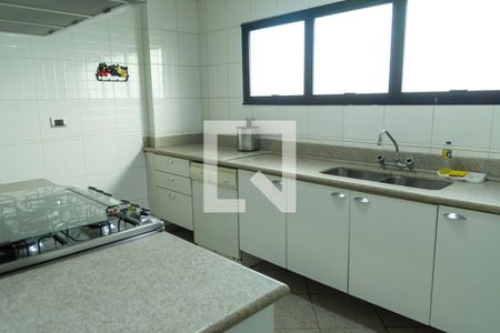 Apartamento para alugar com 540m², 4 quartos e 4 vagas Apartamento para alugar com 540m², 4 quartos e 4 vagasCopa e cozinha
