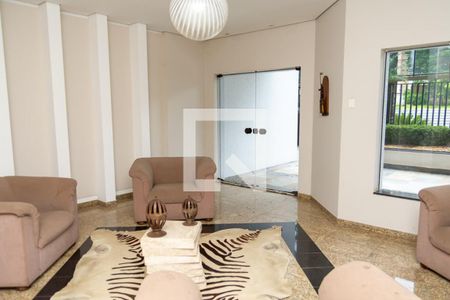 Apartamento para alugar com 540m², 4 quartos e 4 vagas Apartamento para alugar com 540m², 4 quartos e 4 vagasÁrea Comum-Hall do bloco/sala de espera