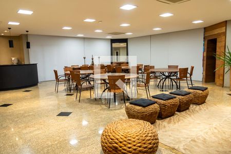 Apartamento para alugar com 540m², 4 quartos e 4 vagas Apartamento para alugar com 540m², 4 quartos e 4 vagasÁrea Comum-salão de festas