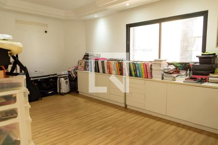 Apartamento para alugar com 540m², 4 quartos e 4 vagas Apartamento para alugar com 540m², 4 quartos e 4 vagasEscritório