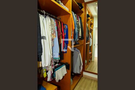 Apartamento para alugar com 540m², 4 quartos e 4 vagas Apartamento para alugar com 540m², 4 quartos e 4 vagasCloset suíte 4