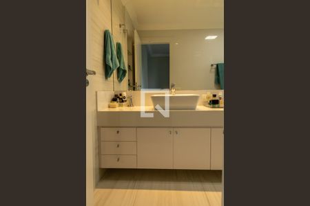 Apartamento para alugar com 540m², 4 quartos e 4 vagas Apartamento para alugar com 540m², 4 quartos e 4 vagasBanheiro Suíte 4