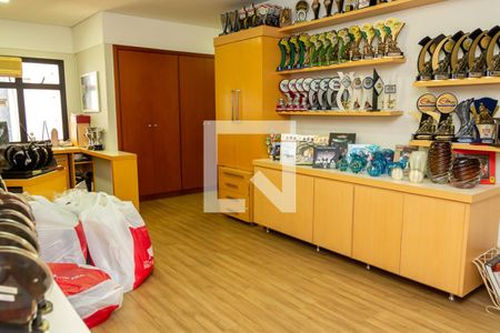 Apartamento para alugar com 540m², 4 quartos e 4 vagas Apartamento para alugar com 540m², 4 quartos e 4 vagasEscritório 2