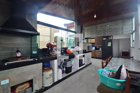 Apartamento à venda com 129m², 2 quartos e 2 vagasCozinha