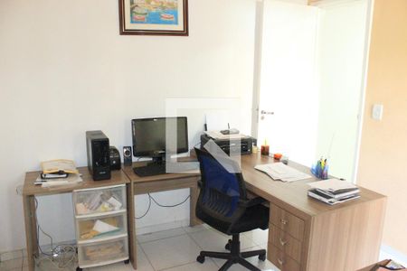 Casa à venda com 300m², 4 quartos e 3 vagasSala de escritório