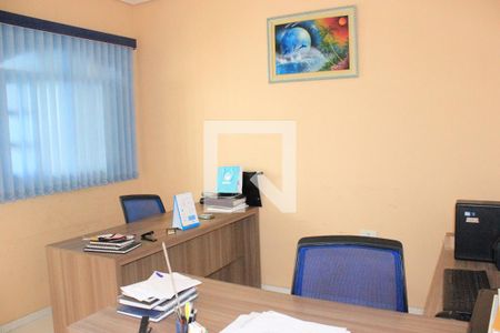 Casa à venda com 300m², 4 quartos e 3 vagasSala de escritório