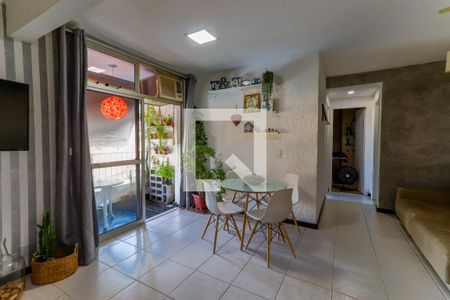 Sala de apartamento à venda com 2 quartos, 80m² em Santa Rosa, Niterói