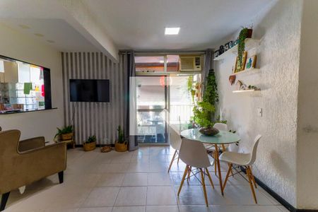 Sala de apartamento à venda com 2 quartos, 80m² em Santa Rosa, Niterói