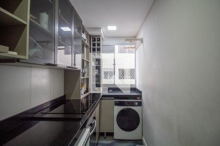 Apartamento à venda com 42m², 2 quartos e 1 vagaCozinha e Área de Serviço