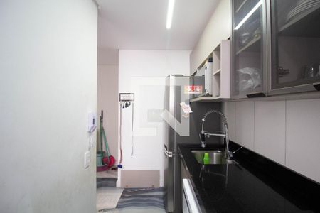 Apartamento à venda com 42m², 2 quartos e 1 vagaCozinha e Área de Serviço