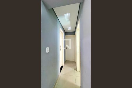 Corredor dos Dormitórios de apartamento à venda com 3 quartos, 64m² em Jardim Flor da Montanha, Guarulhos