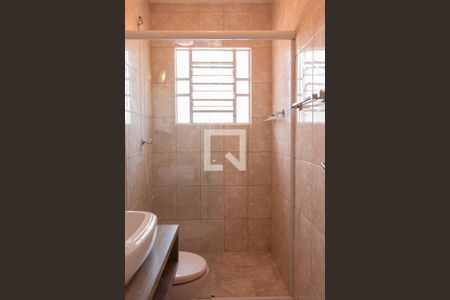 Casa à venda com 120m², 3 quartos e 2 vagasBanheiro