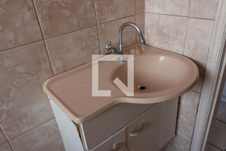 Casa à venda com 120m², 3 quartos e 2 vagasBanheiro 2