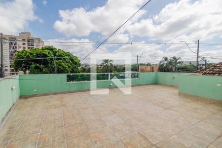 Casa à venda com 420m², 5 quartos e 3 vagasVaranda