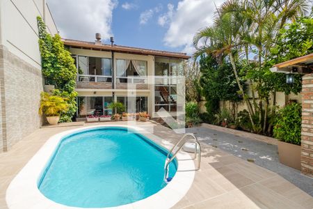 Casa à venda com 420m², 5 quartos e 3 vagasQuintal