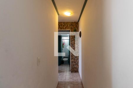 Corredor de apartamento à venda com 3 quartos, 117m² em Vila Santana, São Paulo