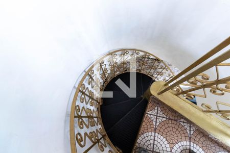 Apartamento à venda com 117m², 3 quartos e 1 vagaEscada