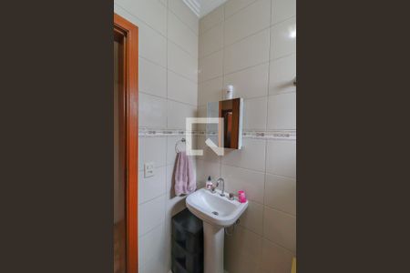 Casa de condomínio à venda com 187m², 4 quartos e 2 vagasBanheiro