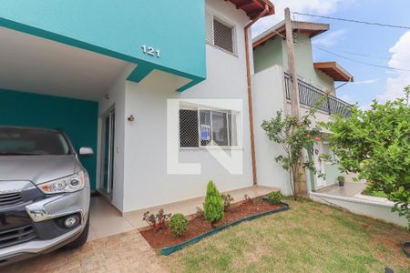 Casa de condomínio à venda com 187m², 4 quartos e 2 vagasFachada