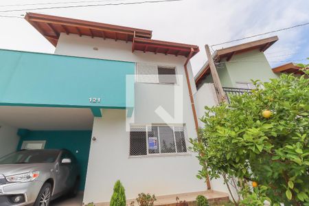 Casa de condomínio à venda com 187m², 4 quartos e 2 vagasFachada