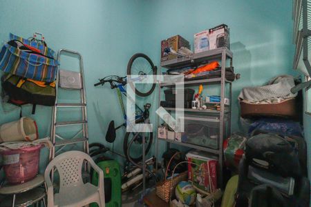 Casa de condomínio à venda com 187m², 4 quartos e 2 vagasQuarto