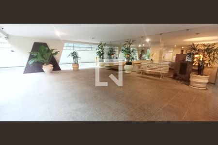 Apartamento para alugar com 227m², 2 quartos e 2 vagas Apartamento para alugar com 227m², 2 quartos e 2 vagasHall social