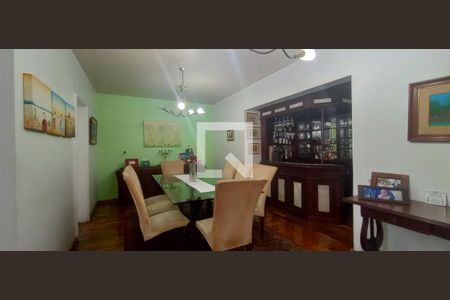 Apartamento para alugar com 227m², 2 quartos e 2 vagas Apartamento para alugar com 227m², 2 quartos e 2 vagasSala de Jantar