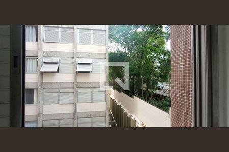 Apartamento para alugar com 227m², 2 quartos e 2 vagas Apartamento para alugar com 227m², 2 quartos e 2 vagasVista do Quarto 2