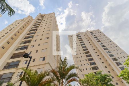 Apartamento à venda com 97m², 3 quartos e 2 vagas Apartamento à venda com 97m², 3 quartos e 2 vagasFachada