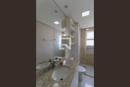 Apartamento à venda com 97m², 3 quartos e 2 vagas Apartamento à venda com 97m², 3 quartos e 2 vagasBanheiro