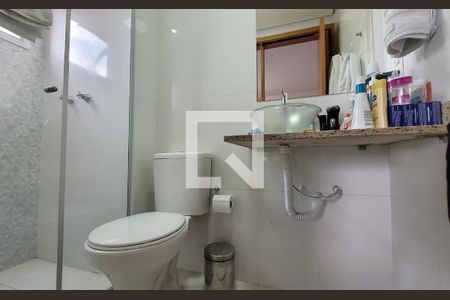 Apartamento à venda com 58m², 2 quartos e 1 vagaBanheiro da suíte