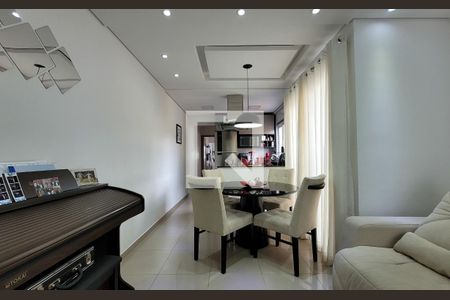 Sala de apartamento para alugar com 2 quartos, 58m² em Parque das Nações, Santo André