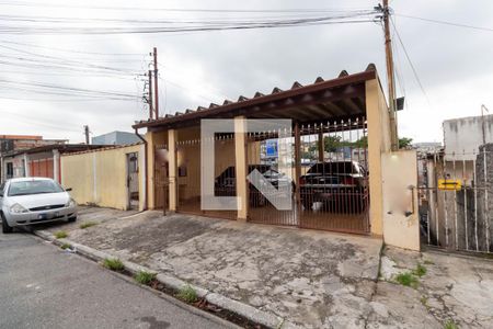Casa para alugar com 35m², 1 quarto e sem vaga Casa para alugar com 35m², 1 quarto e sem vagaFachada