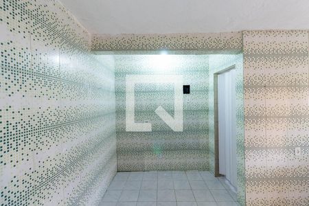 Sala/Cozinha de casa para alugar com 1 quarto, 35m² em Vila Paranagua, São Paulo