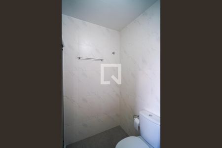 Banheiro de apartamento para alugar com 2 quartos, 60m² em Jardim Santa Lucinda, Sorocaba