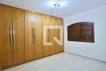 Casa à venda com 364m², 4 quartos e 6 vagasQuarto 4