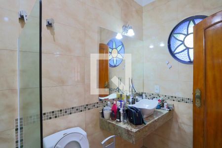 Casa à venda com 364m², 4 quartos e 6 vagasBanheiro do Quarto 3