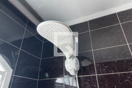 Casa para alugar com 165m², 3 quartos e 3 vagasChuveiro