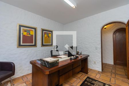 Escritório de casa à venda com 4 quartos, 476m² em Camaquã, Porto Alegre