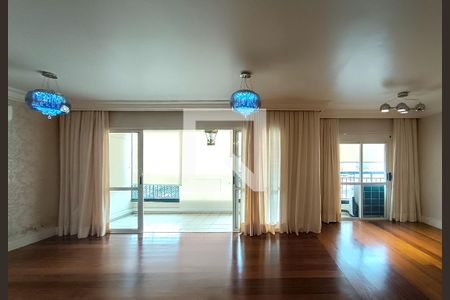 Sala de apartamento para alugar com 3 quartos, 136m² em Vila Ipojuca, São Paulo