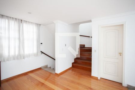 Sala 2 - 2º andar de casa para alugar com 4 quartos, 329m² em Venda Nova, Belo Horizonte